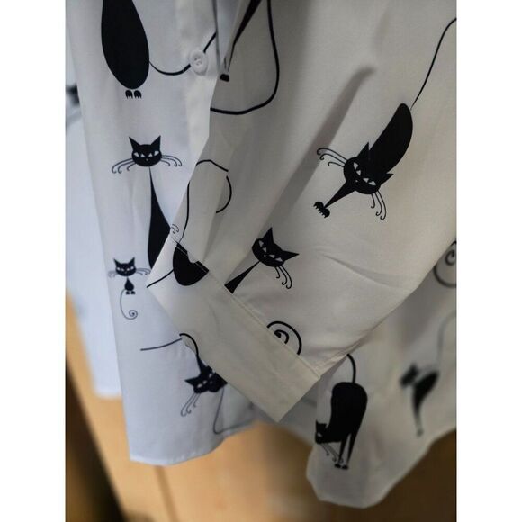 Black & White Cat Print Button-Up Shirt 4XL Long Sleeve Women 95% Polyester Fun - Picture 3 of 10